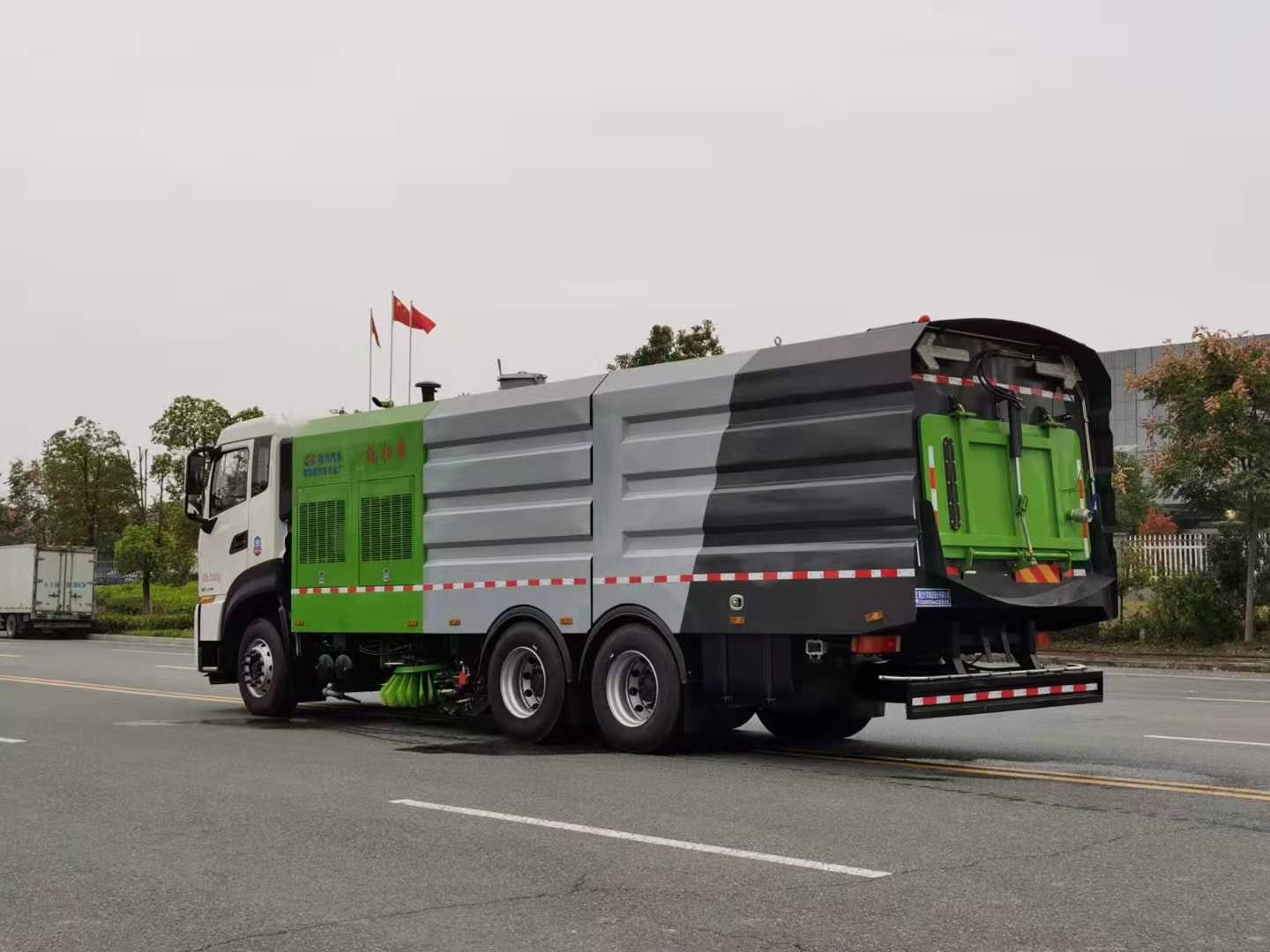 國六東風(fēng)天龍后八輪洗掃車