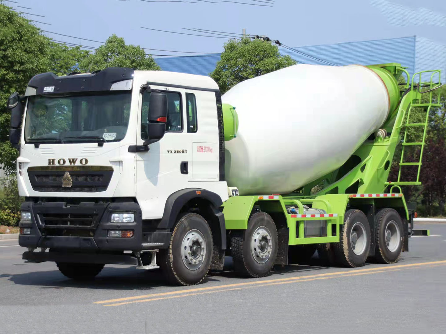 國六重汽12方攪拌車