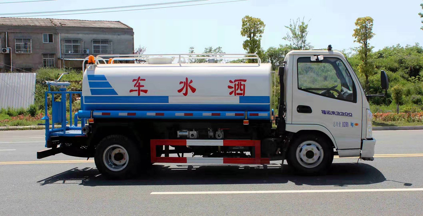 凱馬5方灑水車